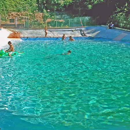 Mobil En Pleine Nature Avec Piscine Proche 캠프장 *